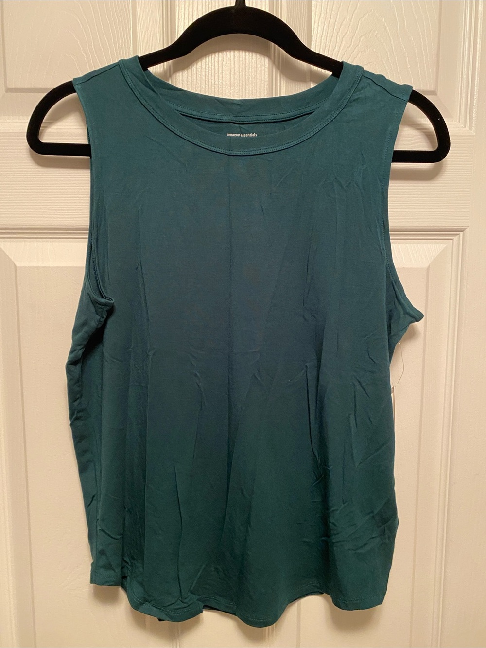 Amazon Essentials Women’s Tank Top…size S